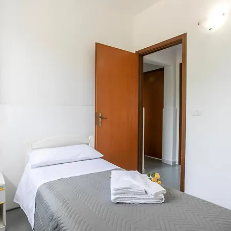 Awesome In Santa Maria Del Focall Holiday home *